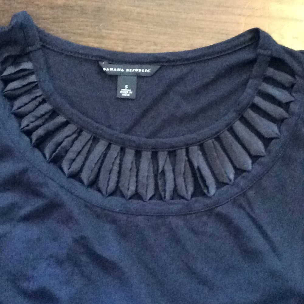 Navy blue Banana Republic tank!